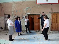 Видеорепортаж: В школе №2 им. В.А. Коновалова ремонтируют спортивный зал
