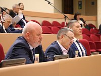 Депутаты приняли ряд законов в жилищно-коммунальной сфере, инициаторами которых выступил Губернатор области Роман Бусаргин