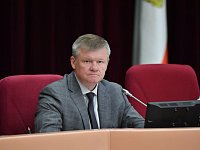 Михаил Исаев призвал депутатов провести майские в избирательных округах