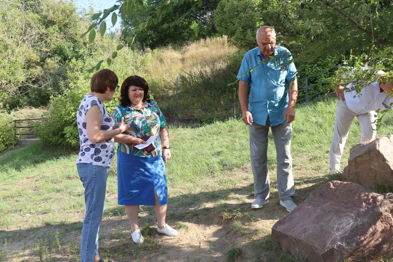 На территории мемориального комплекса в с.Елховка будет установлен памятный  камень — «Светлые вести», новости ЗАТО Светлый