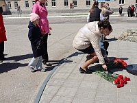 В преддверии Дня Победы светловцы возложили цветы к мемориалам и памятникам
