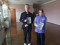 Волонтеры провели информационную акцию "Как не стать жертвой теракта"