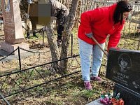 Накануне празднования 80-летия Победы привели в порядок захоронение героя