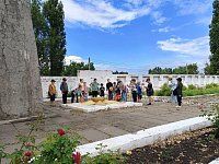 В День памяти и скорби воспитанники летнего лагеря «Счастливое детство» почтили память павших в годы войны