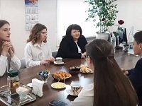 В рамках Дня МСУ Оксана Шандыбина встретилась со школьниками Светлого