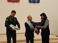 День Конституции РФ светловцы отметили торжественным открытием Доски почёта и вручением паспортов юным гражданам