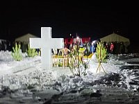 "Каждый год ноги сами сюда ведут": светловцы приняли участие в Крещенских купаниях