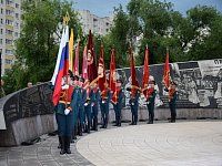 В Саратове открыта стела «Город трудовой доблести»