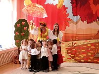 Дошколята встретили Осень песнями и стихами
